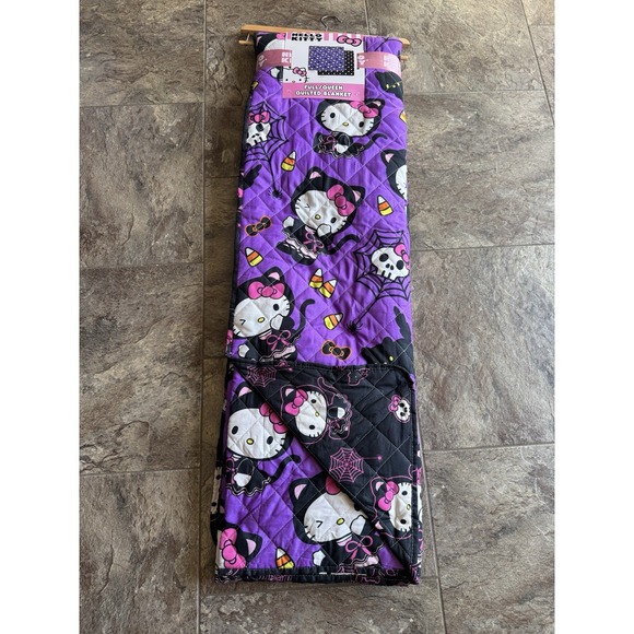 Other - VIRAL Sanrio Hello Kitty Halloween Quilted Blanket Purple Full/Queen 90x90 NWT